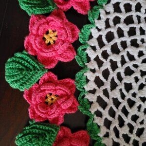 Large Mid-Century 2-sided Crocheted Poinsettia Christmas Doily 3D Flowers - 13"